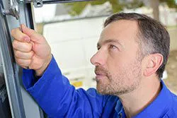 Exclusive Garage Door Repair Service Taylor, TX 512-829-8768 Exclusive Garage Door Repair Service Taylor, TX 512-829-8768 - maintenance-side
